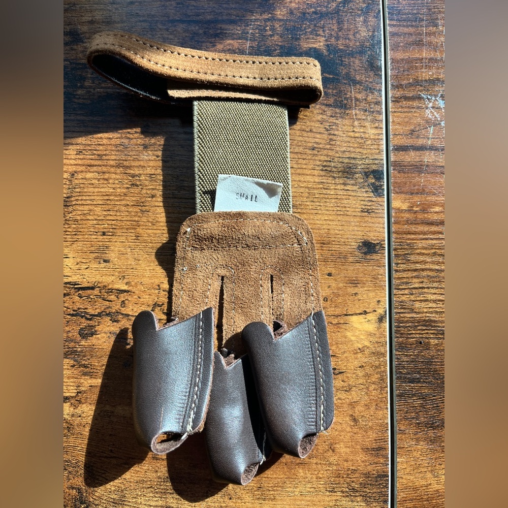 Archery Shooting Glove